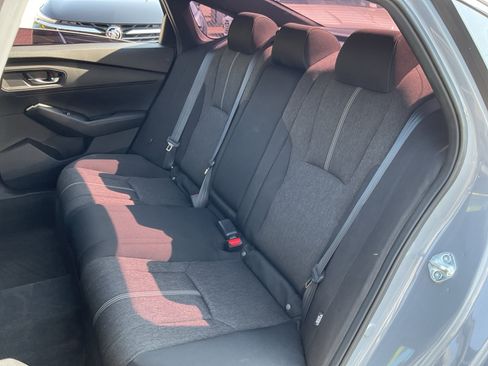 Used 2024 Honda Accord Sport image 19
