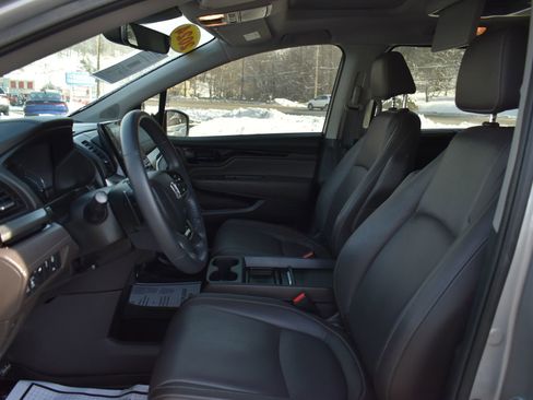 Used 2024 Honda Odyssey Touring image 17