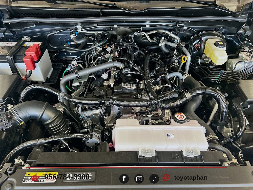 New 2026 Toyota 4Runner SR5 RWD image 28