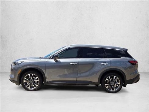 Used 2025 INFINITI QX60 Luxe w/ Vision Package FWD image 8