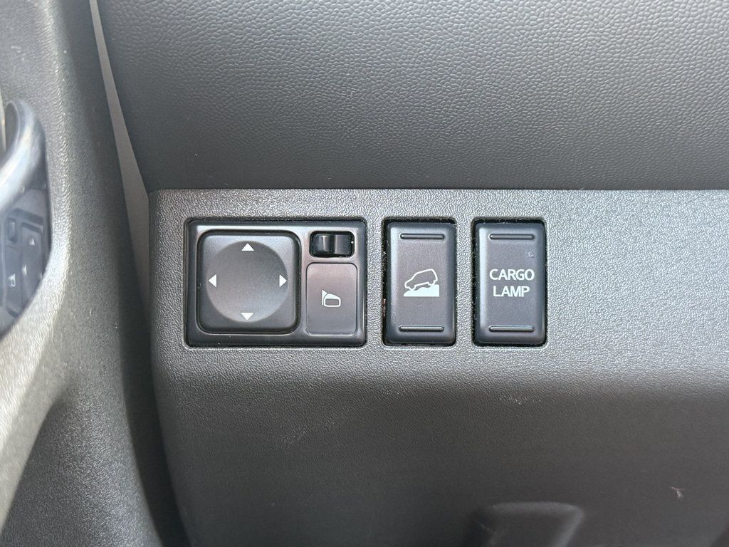 Used 2021 Nissan Frontier PRO-4X w/ Pro-4x Utility Package AWD/4WD image 21