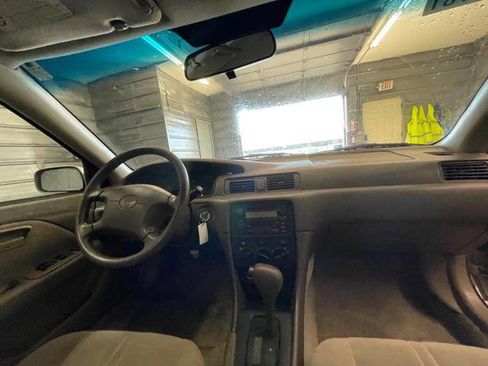 Used 2001 Toyota Camry CE image 31
