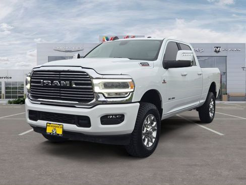 Used 2024 RAM 2500 Laramie AWD/4WD image 1