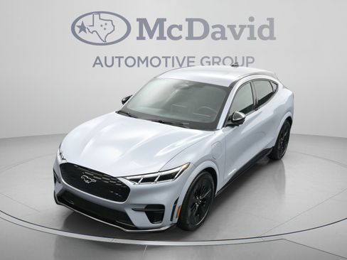 Used 2025 Ford Mustang Mach-E GT AWD/4WD image 35