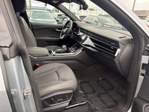 Used 2023 Audi Q8 Premium Plus w/ Premium Plus Package AWD/4WD image 15