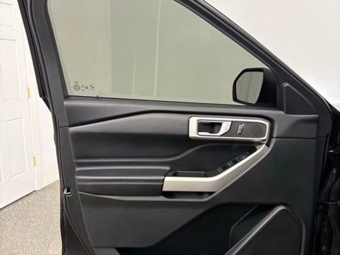 Used 2021 Ford Explorer XLT w/ Equipment Group 202A image 52