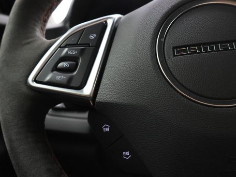 Used 2017 Chevrolet Camaro ZL1 RWD image 15
