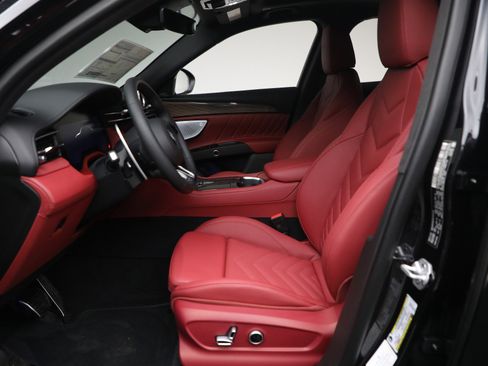 New 2026 Maserati Grecale Modena image 15