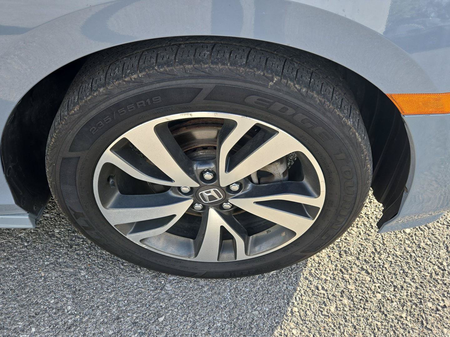 Used 2023 Honda Odyssey Touring image 9