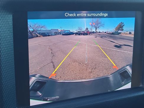 Used 2023 Jeep Gladiator Sport image 14