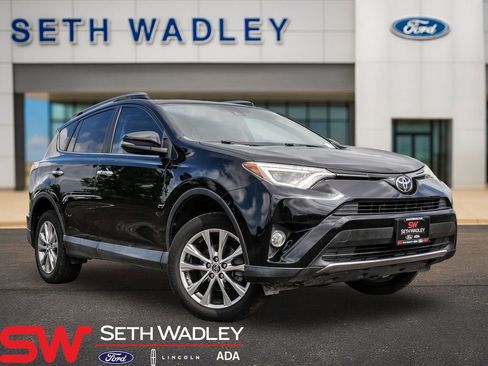 Used 2018 Toyota RAV4 Limited FWD image 1