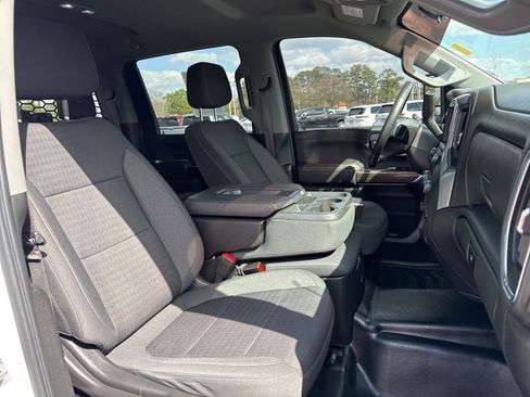 Used 2022 Chevrolet Silverado 3500 LT w/ Convenience Package image 20