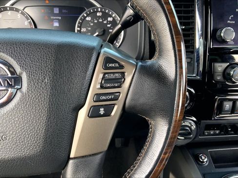 Used 2021 Nissan Titan Platinum Reserve w/ Moonroof Package AWD/4WD image 24
