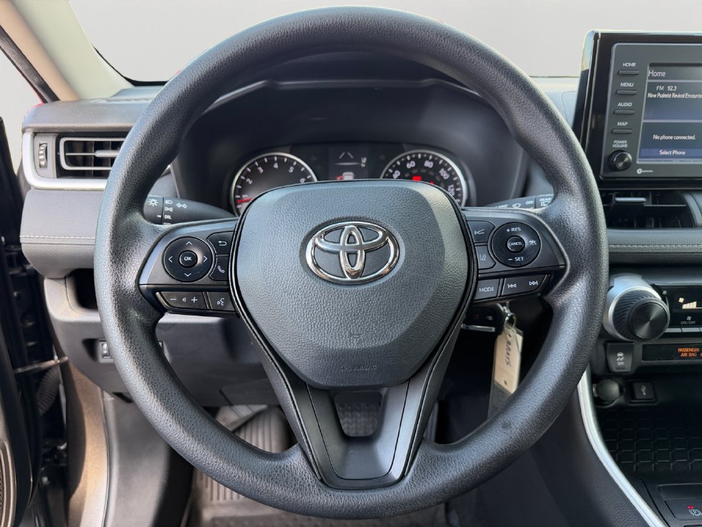 Used 2022 Toyota RAV4 LE AWD/4WD image 18