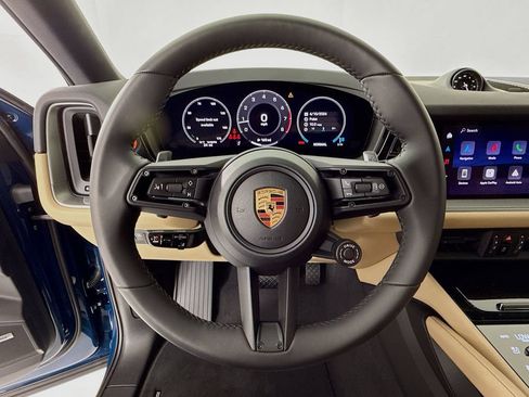 New 2026 Porsche Cayenne Coupe AWD/4WD image 16