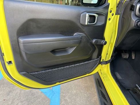 Used 2023 Jeep Gladiator Sport w/ Trailer Tow Package image 20