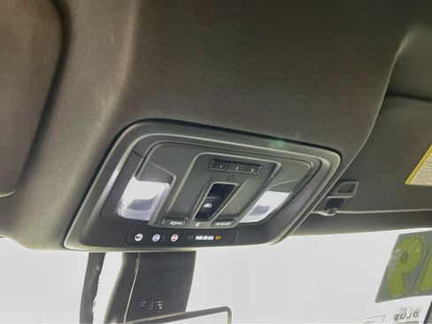 Used 2019 GMC Sierra 1500 AT4 w/ AT4 Premium Package AWD/4WD image 20