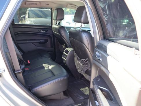 Used 2013 Cadillac SRX FWD image 40