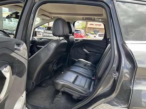 Used 2015 Ford Escape Titanium w/ Equipment Group 301A FWD image 16