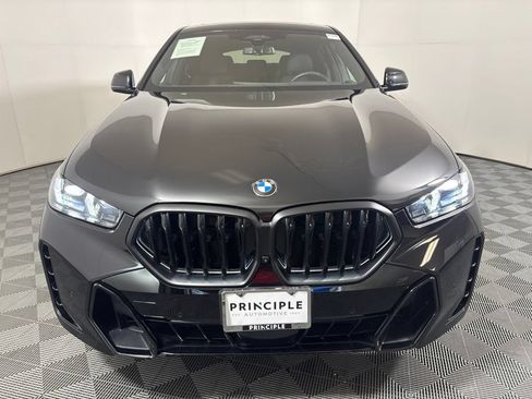 Used 2025 BMW X6 xDrive40i AWD/4WD image 3