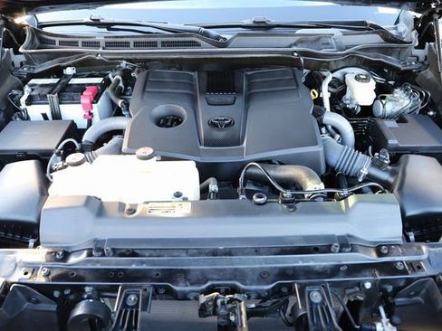 Used 2024 Toyota Tundra SR5 image 40