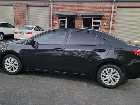 Used 2019 Toyota Corolla LE image 8