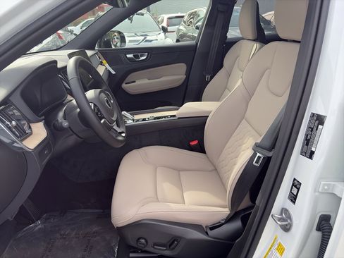 New 2026 Volvo XC60 B5 Plus w/ Protection Package Premier image 9