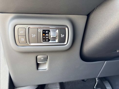 New 2026 Lincoln Nautilus Premier w/ Equipment Group 102A AWD/4WD image 32