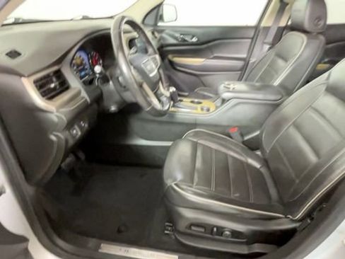 Used 2018 GMC Acadia Denali w/ Technology Package AWD/4WD image 23