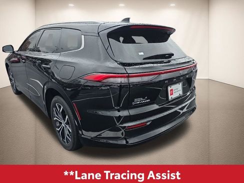 Used 2025 Toyota Crown Signia image 10