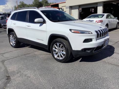 Used 2014 Jeep Cherokee Limited w/ Technology Group AWD/4WD image 1