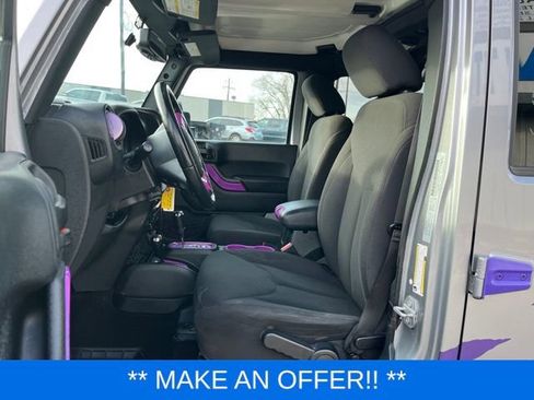 Used 2018 Jeep Wrangler Unlimited Sport S AWD/4WD image 25