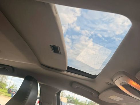 Used 2015 Volvo S60 T5 image 25