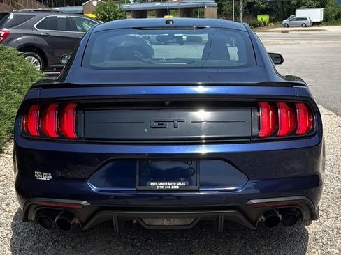 Used 2020 Ford Mustang GT w/ Black Accent Package RWD image 8