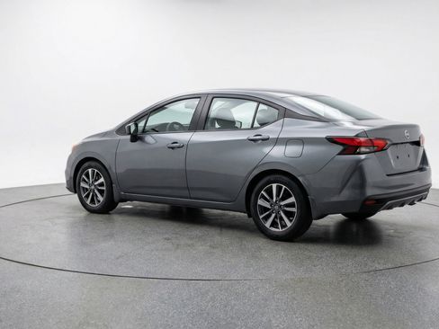 Used 2025 Nissan Versa SV image 6