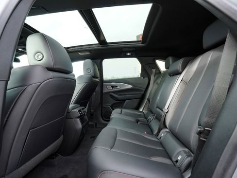 Used 2024 Acura ZDX A-Spec image 32