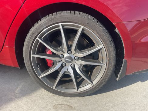 Used 2020 Genesis G70 3.3T w/ Prestige Package image 10