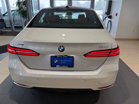 Certified 2025 BMW 530i xDrive image 13