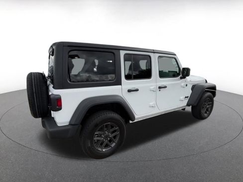 Used 2025 Jeep Wrangler Unlimited Sport AWD/4WD image 14