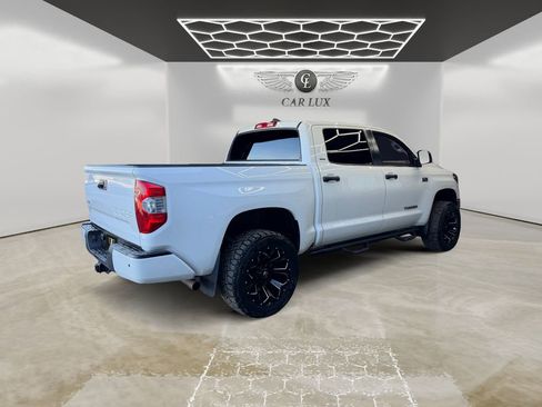 Used 2020 Toyota Tundra SR5 w/ SR5 Convenience Package image 5