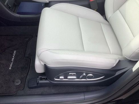 New 2026 Hyundai Palisade Calligraphy image 9