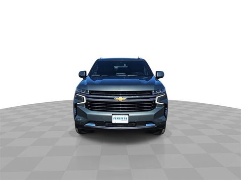Certified 2024 Chevrolet Suburban LT image 3