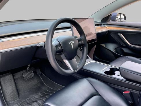 Used 2023 Tesla Model 3 Standard Range RWD image 14