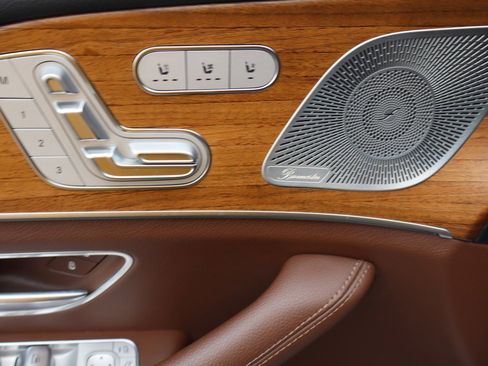 Used 2024 Mercedes-Benz GLS 450 4MATIC w/ AMG Line Exterior image 14