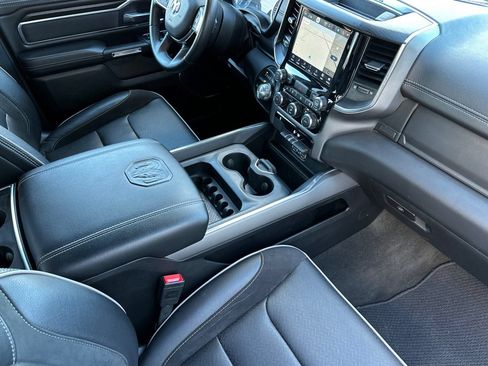Used 2024 RAM 1500 Laramie AWD/4WD image 15