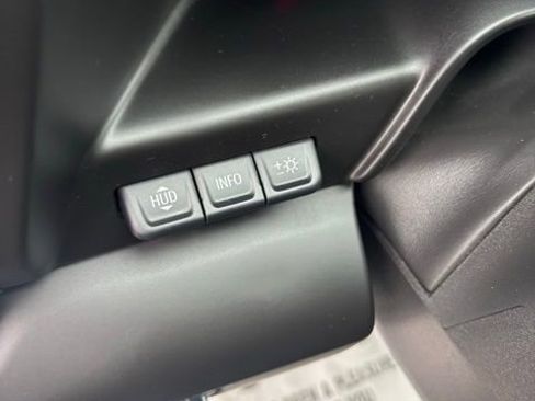 Used 2022 GMC Sierra 1500 Denali w/ Technology Package image 8