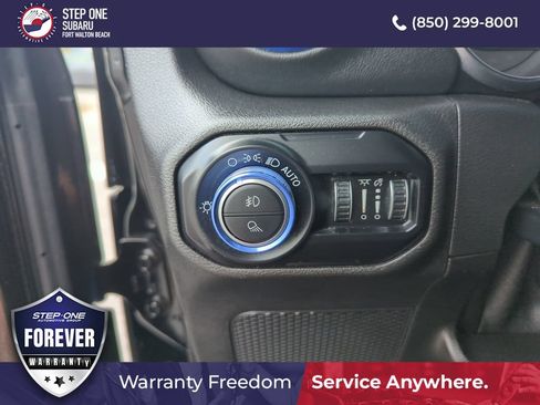 Used 2020 Jeep Gladiator Overland AWD/4WD image 20