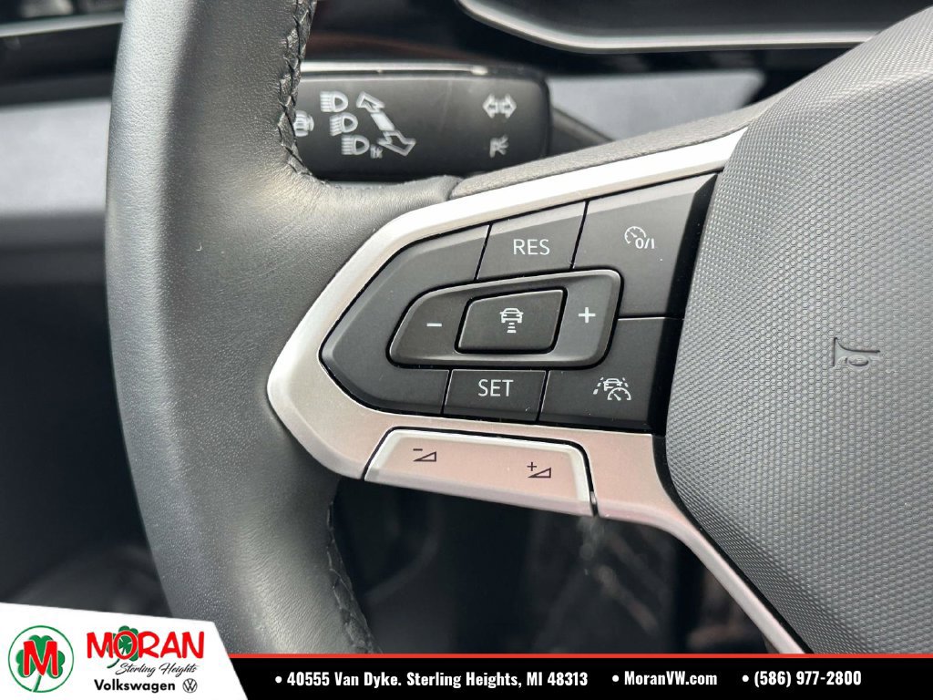 Certified 2026 Volkswagen Jetta SE w/ Black Wheel Package FWD image 22