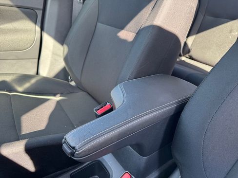 Used 2025 Nissan Kicks Play S image 22