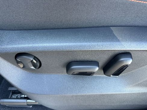 New 2026 Volkswagen Atlas Peak Edition image 12